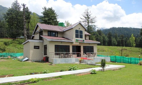 ld-hut-pahalgam1